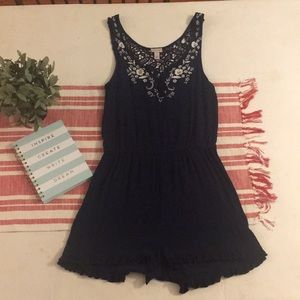 Aeropostale: S: Lace romper